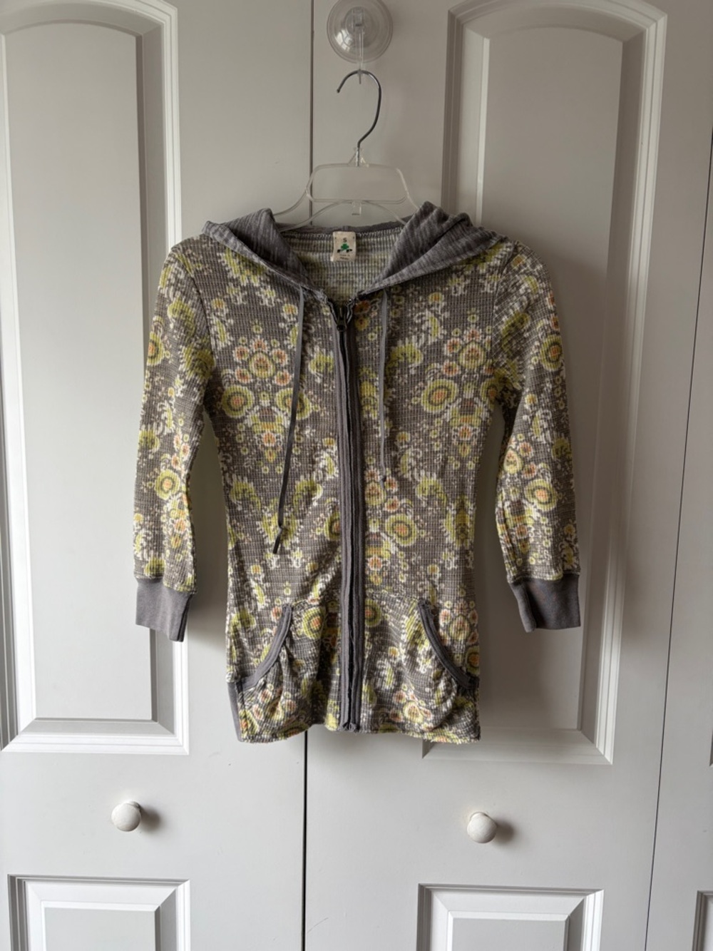 Free People waffle floral lightweight raw hem 3/4 sleeve zip-up hoodie Size Smal